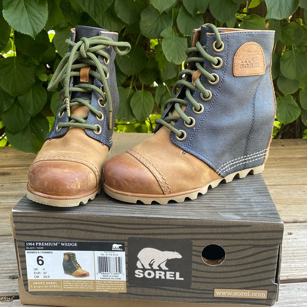 SOREL 1964 Premium Wedge size 6 US 23cm Black/Brown w/ green laces
